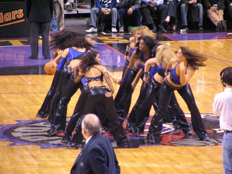 Raptors - 02.04.2005 219.jpg